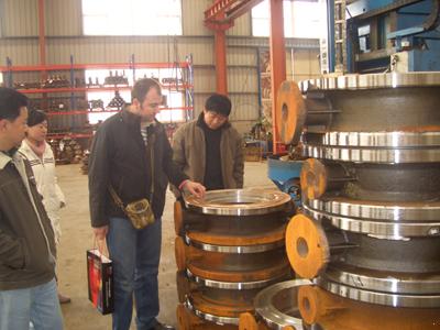 ���_˹�͑������ҏS�l�y�����y���a(ch��n)܇�g���D2��