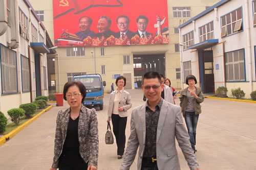 �й��ζ��^ί�y�𲿸����L���й��ζ��^�����h�M��ӛ��N��Ůʿ���ҏS�����L������ͬ��ҕ���������