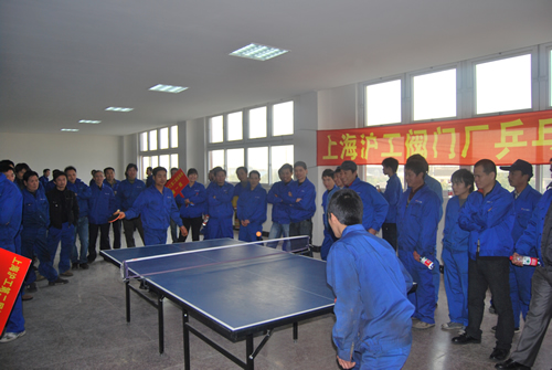 �Ϻ������y�T(m��n)�S�ڶ������\(y��n)��(d��ng)��(hu��)ƹ�����ِ���D5��