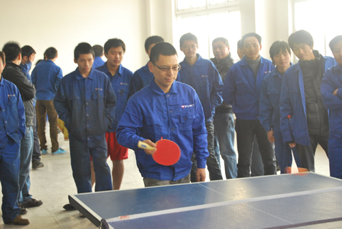 �Ϻ������y�T(m��n)�S�ڶ������\(y��n)��(d��ng)��(hu��)ƹ�����ِ���D4��