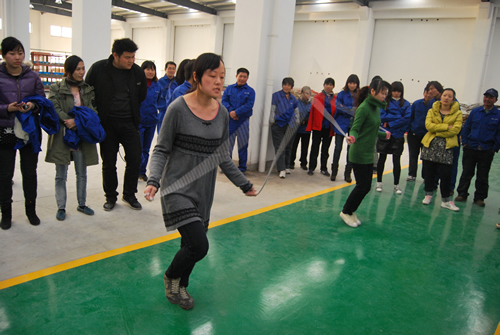 �Ϻ������y�T(m��n)�S�ڶ������\(y��n)��(d��ng)��(hu��)Ů�����K��ِ���D10��