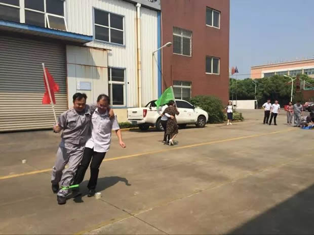 �Ϻ������y�T�S���ľ������P�ഺ���|(zh��)��չ��ӣ��D11��