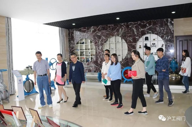 嘉定區經委前來上海滬工閥門廠進行調研(圖3)