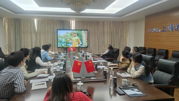 嘉定區(qū)稅務(wù)局企業(yè)所得稅科、第六、第十二稅務(wù)所、滬工閥門黨支部開展聯(lián)學(xué)交流活動(dòng)(圖7)